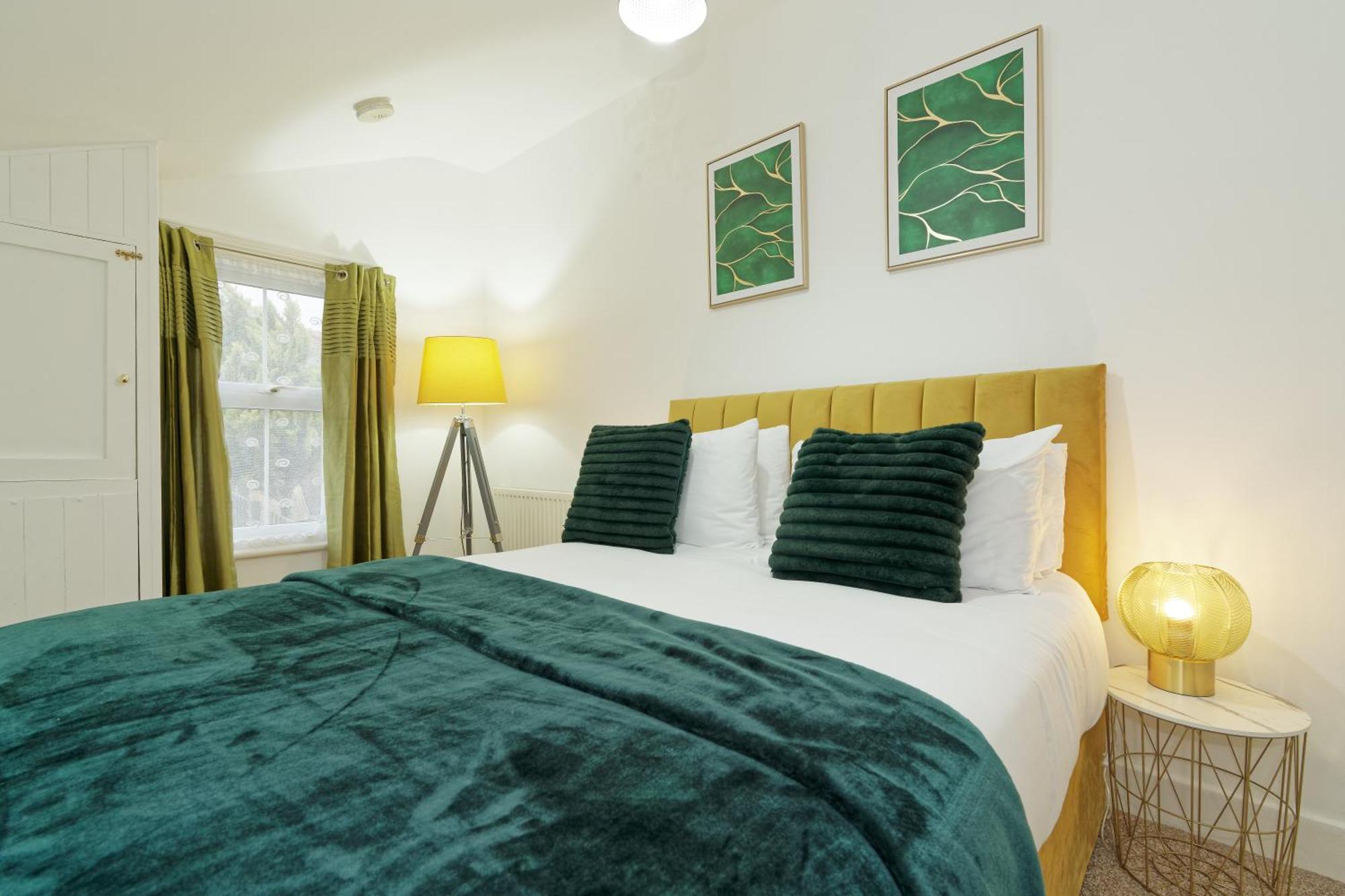 Apartmán Lovely Luxury 3 Bed House Chatham  Exteriér fotografie