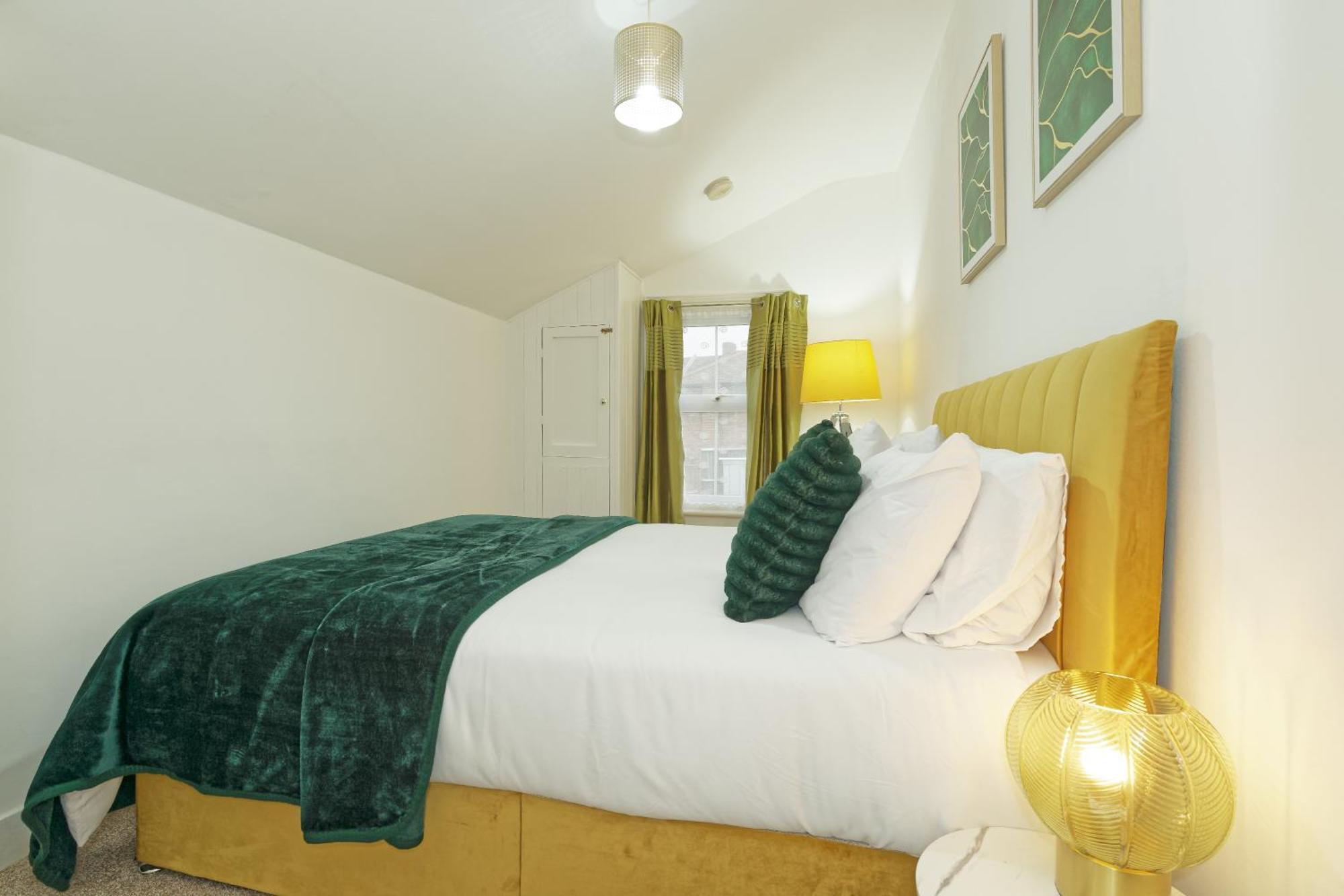 Apartmán Lovely Luxury 3 Bed House Chatham  Exteriér fotografie